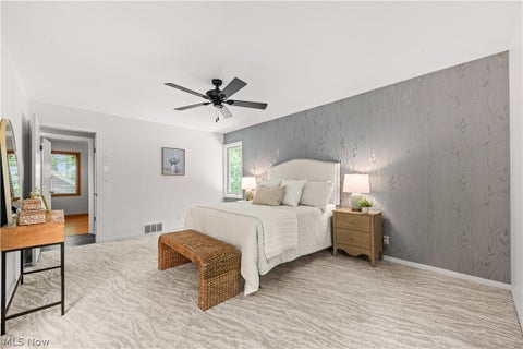 Tiny photo for 1049 N Medina Line Road, Akron, OH 44333 (MLS # 5240222)