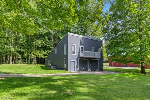 Tiny photo for 1049 N Medina Line Road, Akron, OH 44333 (MLS # 5240222)
