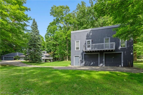 Tiny photo for 1049 N Medina Line Road, Akron, OH 44333 (MLS # 5240222)