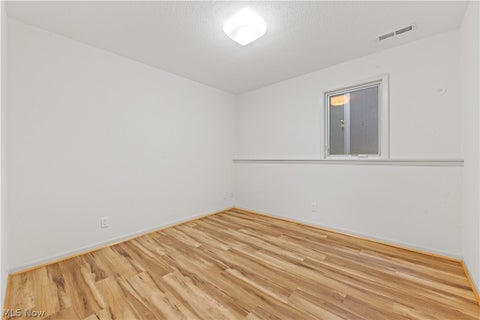 Tiny photo for 1049 N Medina Line Road, Akron, OH 44333 (MLS # 5240222)