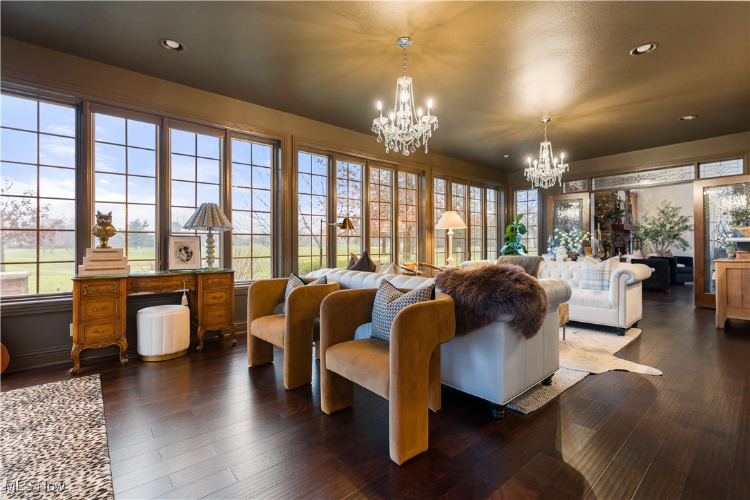 Glenmoor Estates - Residential