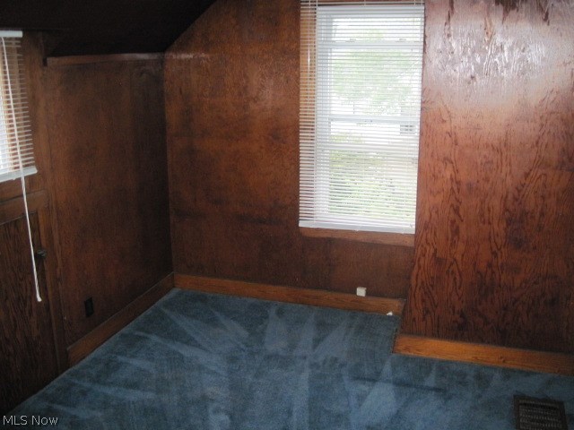 Niles City - Residential