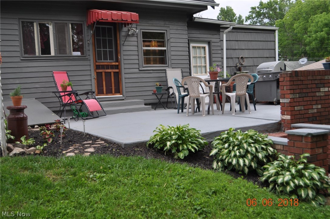 Bradley Flooms Add 02 - Residential