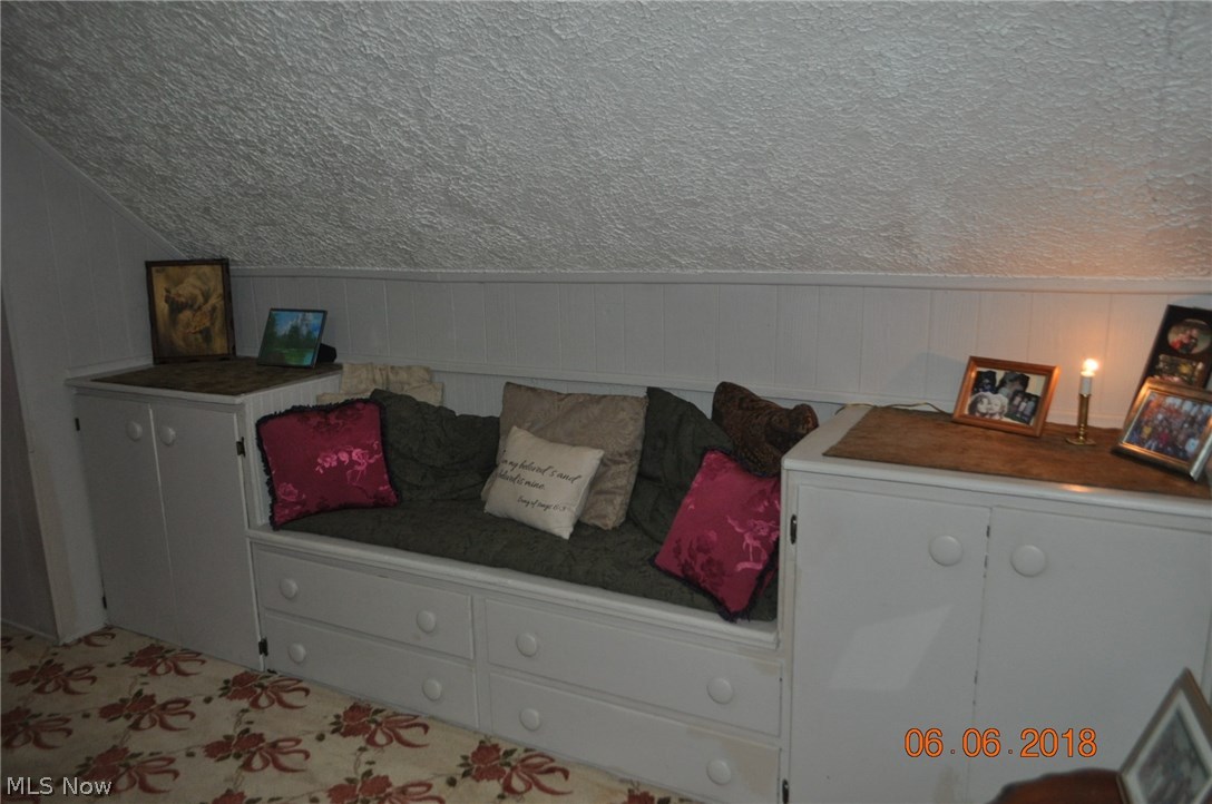 Bradley Flooms Add 02 - Residential