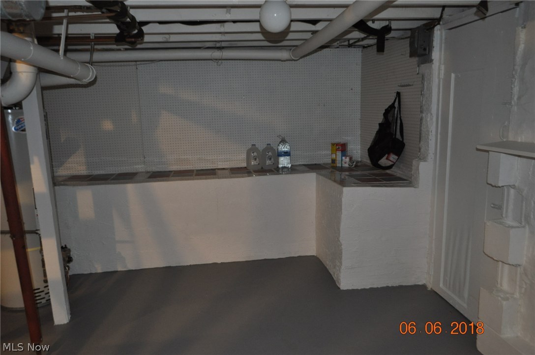 Bradley Flooms Add 02 - Residential