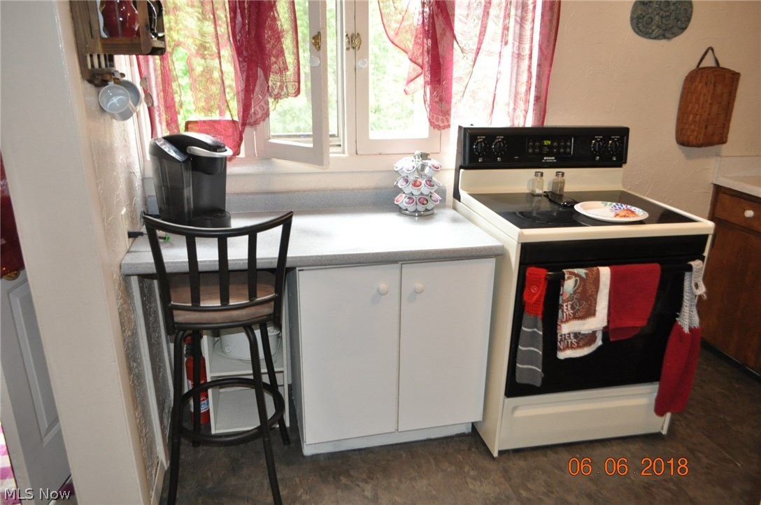 Bradley Flooms Add 02 - Residential