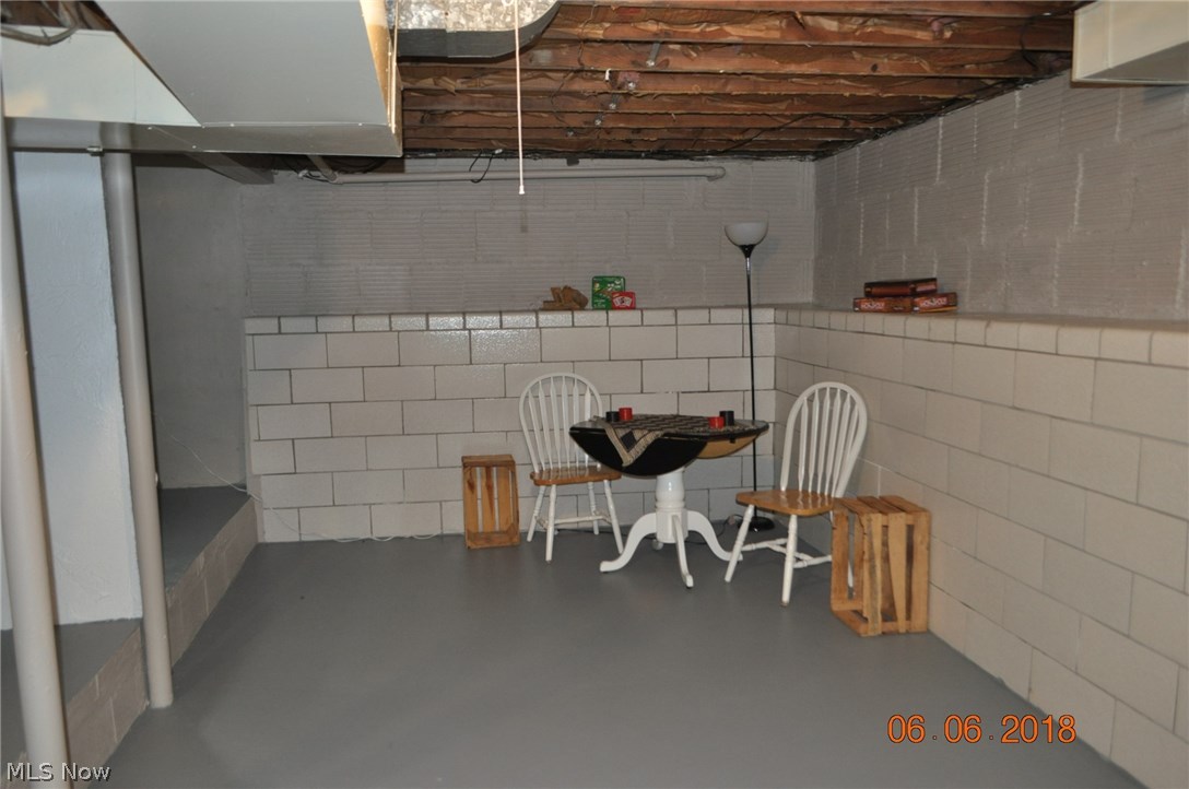 Bradley Flooms Add 02 - Residential