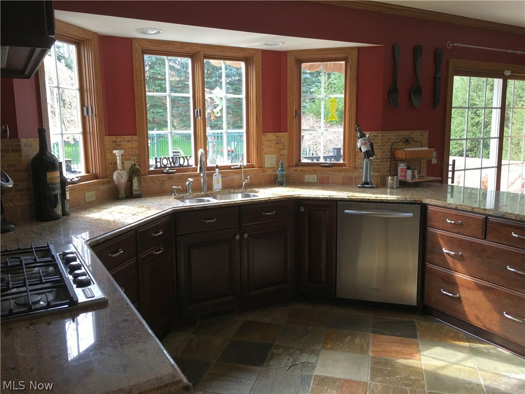 Cedar Woods - Residential