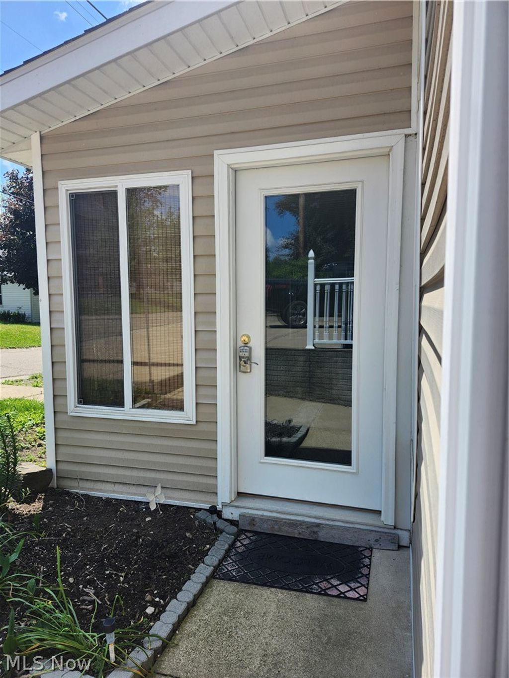 Photo of 674 S Monroe Street, Millersburg, OH 44654 (MLS # 5210938)