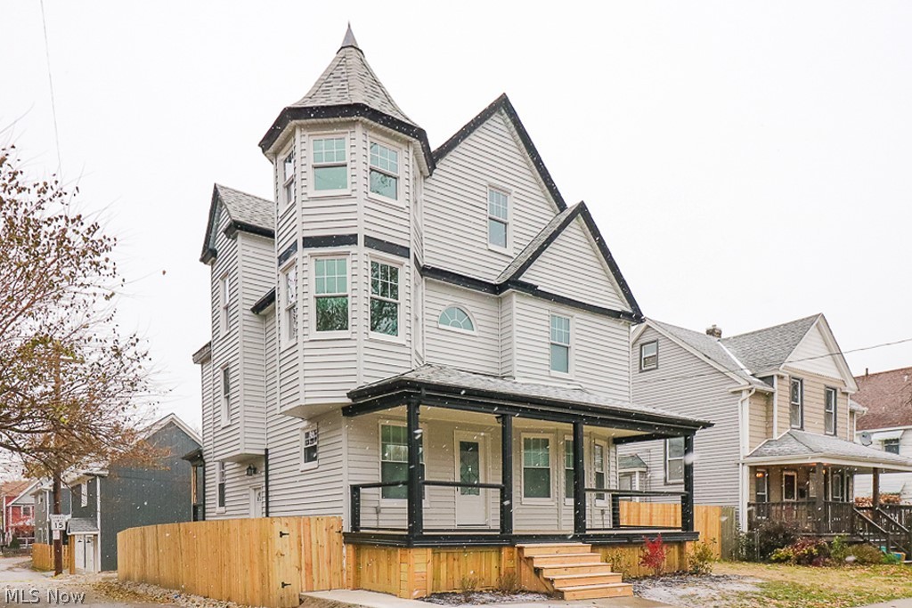Gordon Ave Allotment - Residential