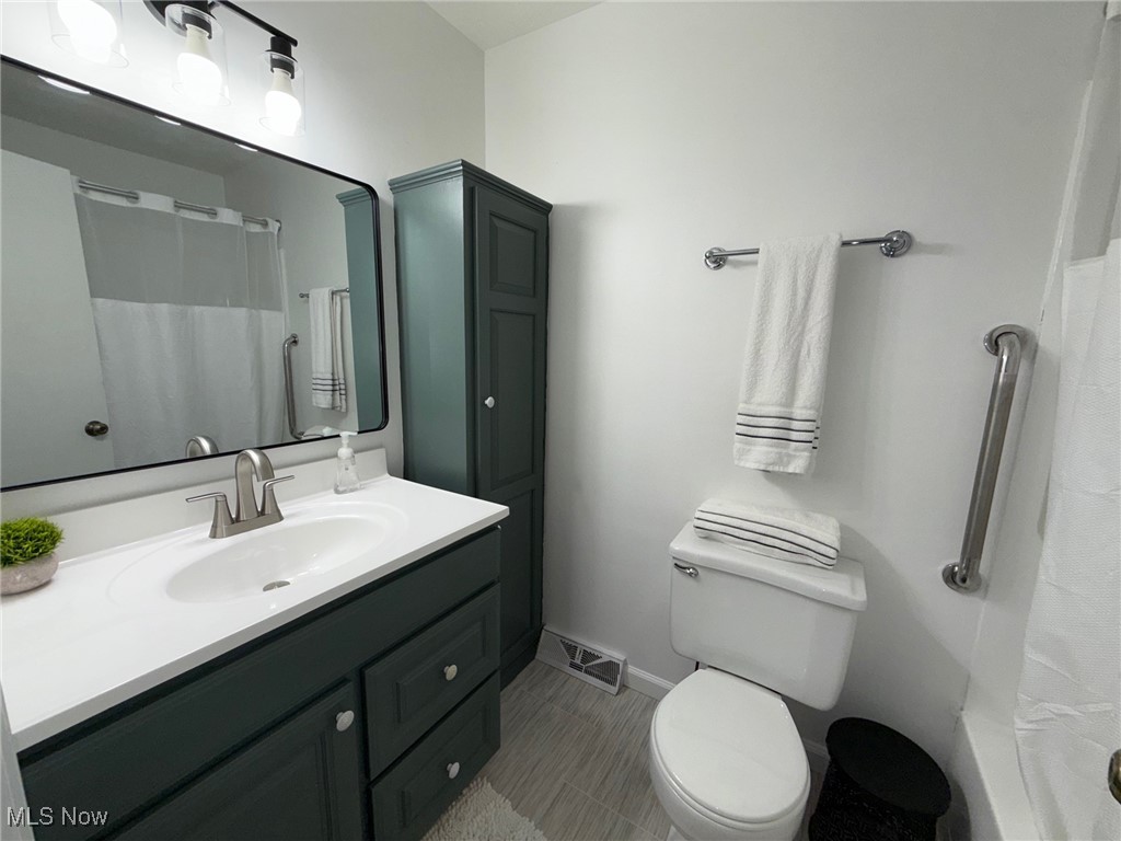 3092 Ivy Hill Circle #D, Cortland, Ohio image 17