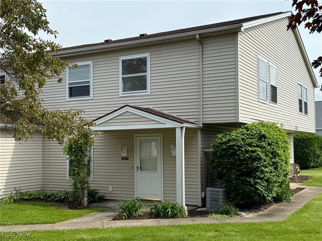3092 Ivy Hill Circle #D, Cortland, Ohio image 1