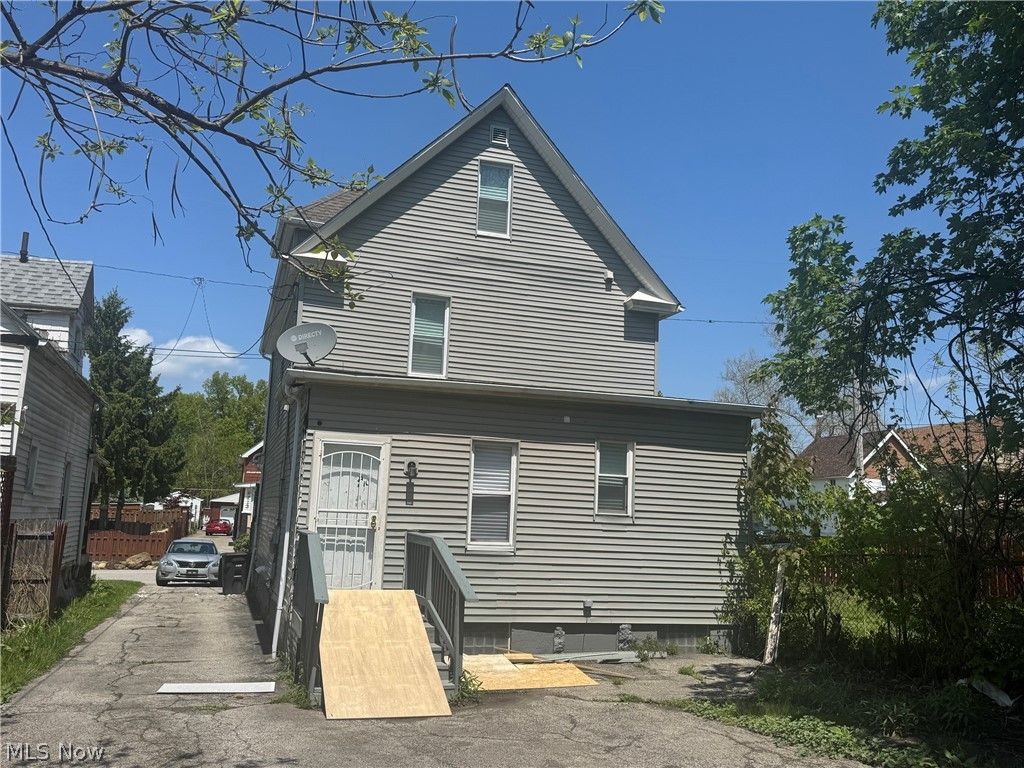 Photo of 9710 Easton Avenue, Cleveland, OH 44104 (MLS # 5211751)