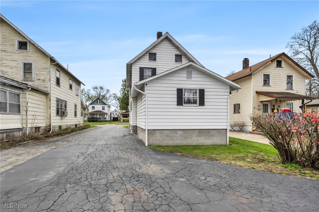 273 Maplewood Avenue, Struthers, Ohio image 28