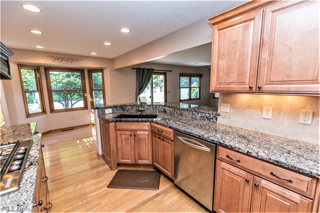 Jaycox Road Sub - Residential