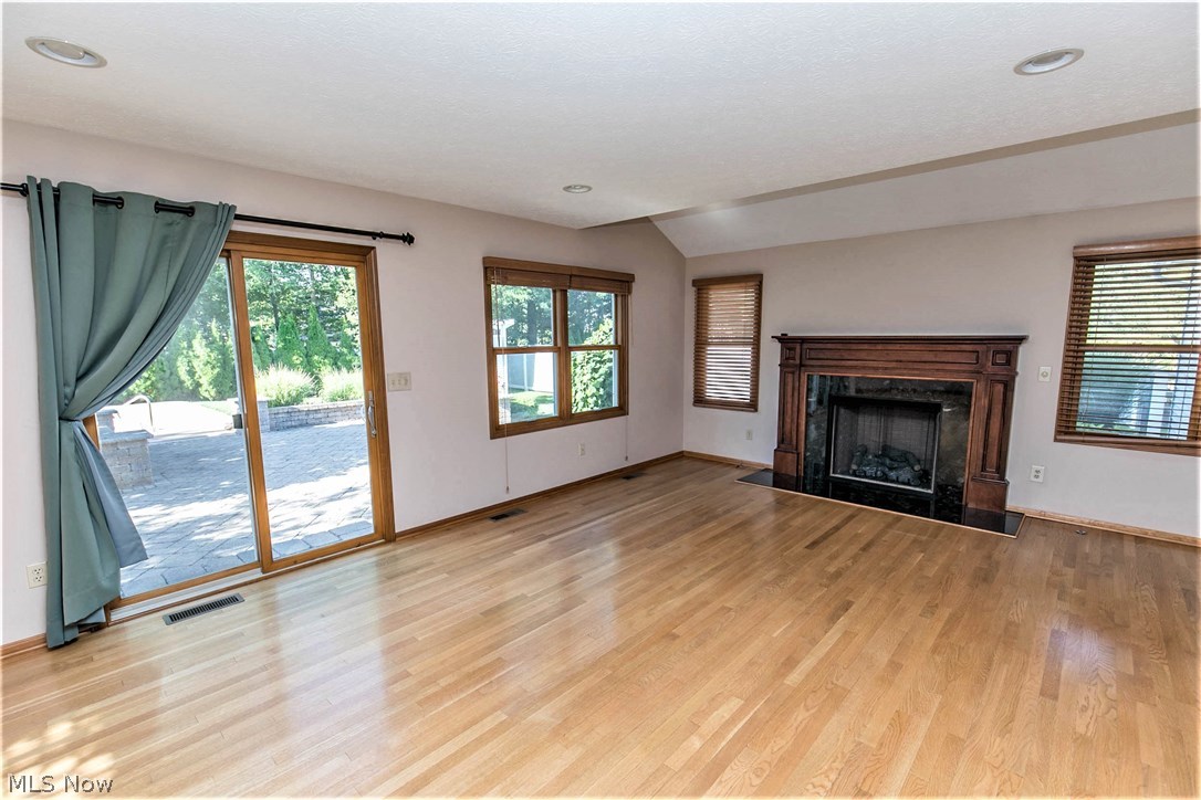 Jaycox Road Sub - Residential