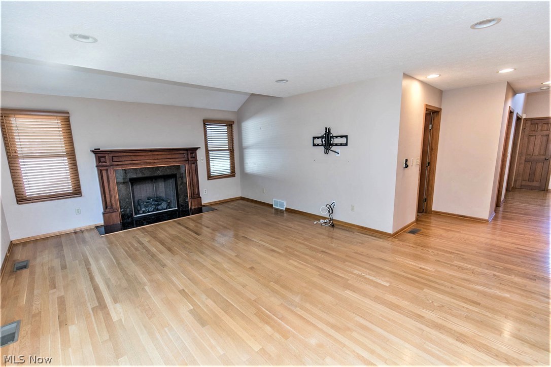 Jaycox Road Sub - Residential