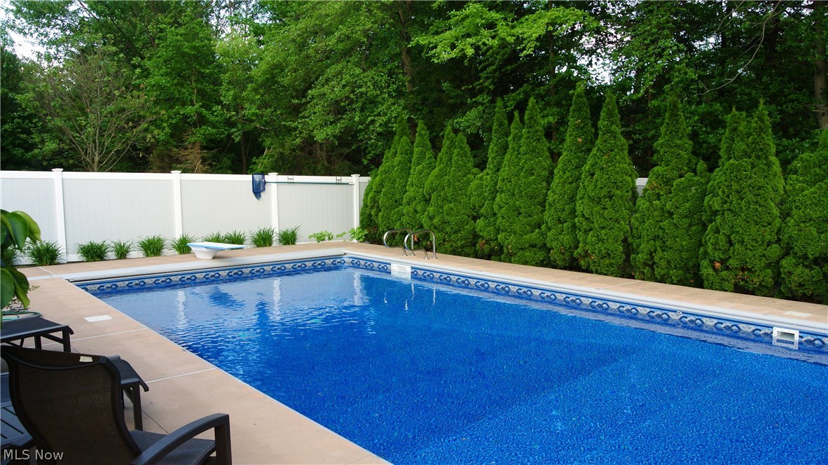 Jaycox Road Sub - Residential