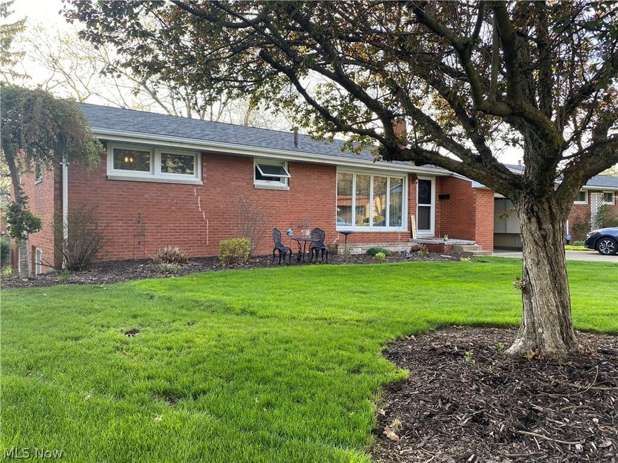 Welcome to this great brick ranch featuring  4 bedroom 2 bath in Perry.    This home has a lot to offer with a great 3 season room, walk out basement, large backyard with play area and patio for entertainment.    The home has newer windows, roof replaced 2019 and carpet in 2020.  All appliances remain.  
Make sure to check it out before its gone.