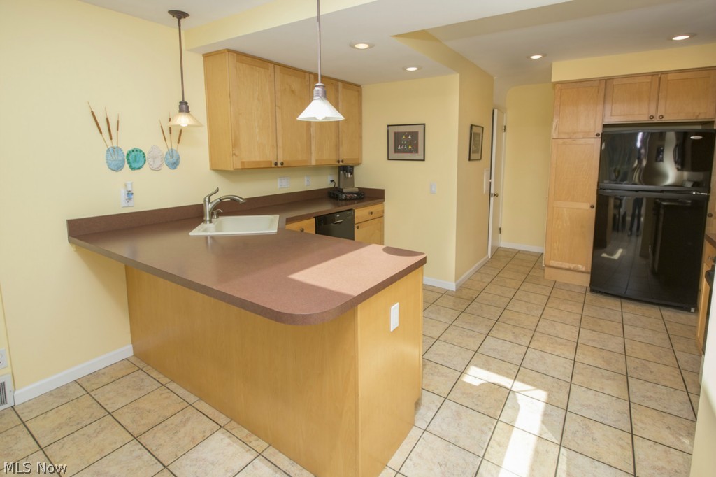 Harold J Whites 01 - Residential