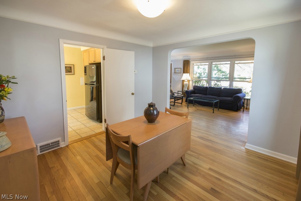 Harold J Whites 01 - Residential