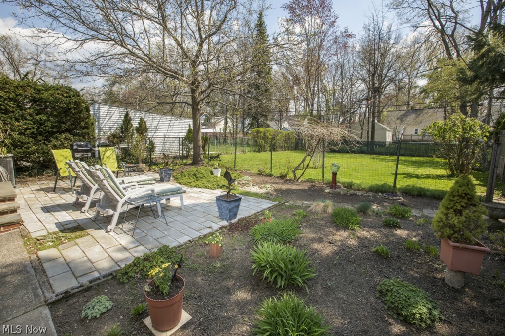 Harold J Whites 01 - Residential