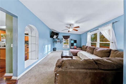 Tiny photo for 605 Oriole DR, Roaming Shores, OH 44084 (MLS # 5250522)