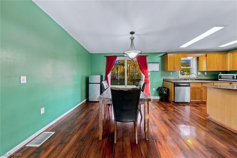 Tiny photo for 605 Oriole DR, Roaming Shores, OH 44084 (MLS # 5250522)