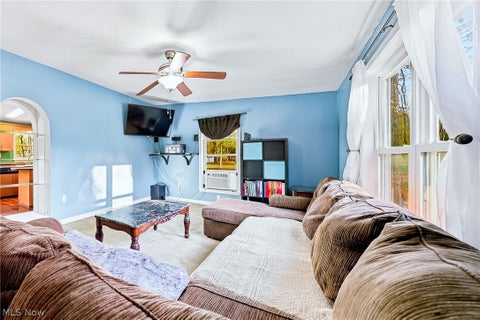 Tiny photo for 605 Oriole DR, Roaming Shores, OH 44084 (MLS # 5250522)