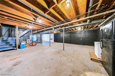 Tiny photo for 605 Oriole DR, Roaming Shores, OH 44084 (MLS # 5250522)