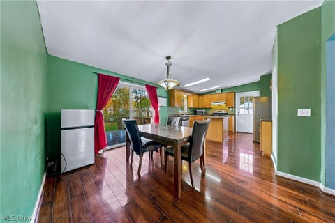 Tiny photo for 605 Oriole DR, Roaming Shores, OH 44084 (MLS # 5250522)