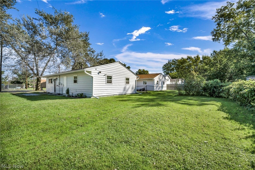 301 Warden Avenue