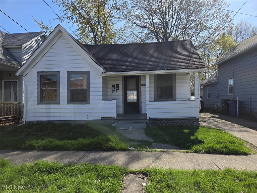 Investors. There are two single family homes on one lot. One is vacant and the other is rented for $725/month. Professionally managed. Sold as is. Buyers contact your Realtor to make a formal offer. No assignments, wholesaling, seller finance or subject to offers.