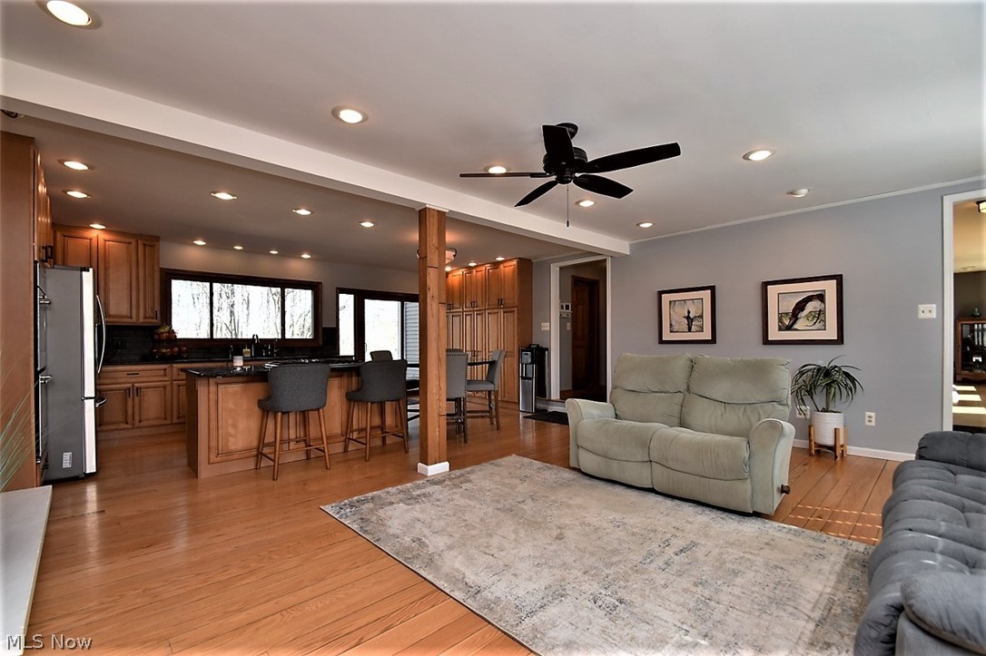 Russell 03 - Residential