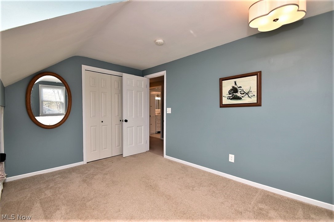 Russell 03 - Residential