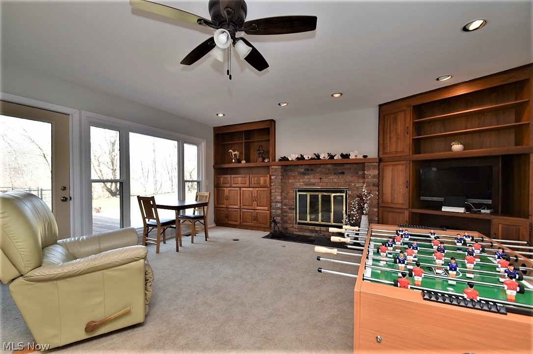 Russell 03 - Residential