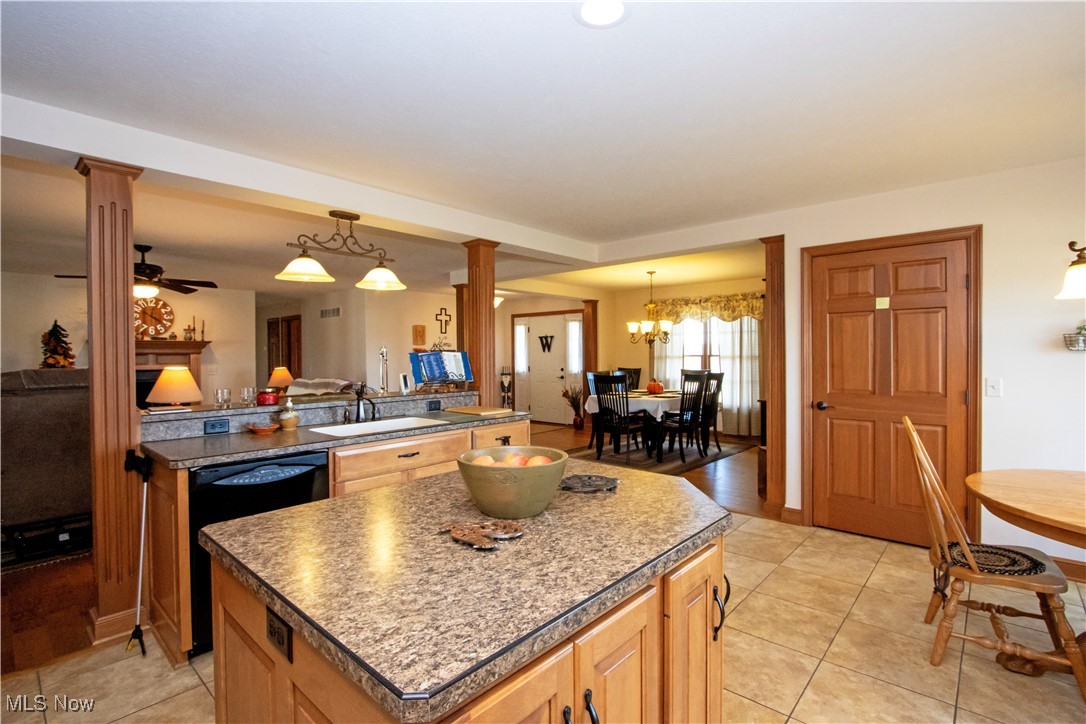 West Salem, Ohio 44287, United States, 3 Bedrooms Bedrooms, ,4 BathroomsBathrooms,Residential,Active,244137