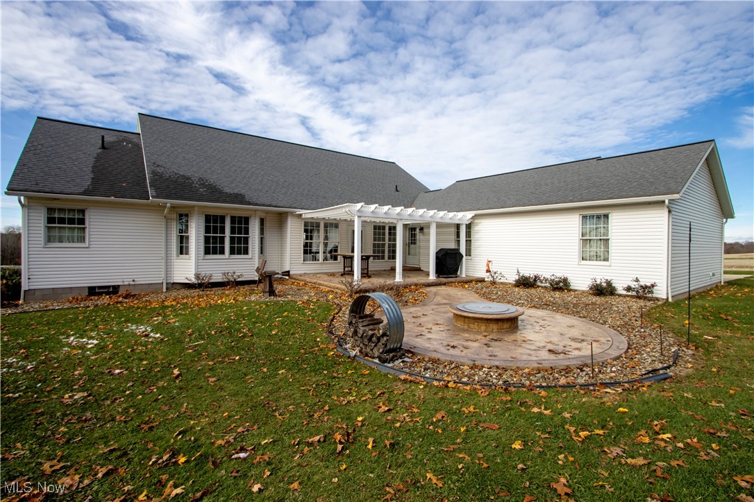 West Salem, Ohio 44287, United States, 3 Bedrooms Bedrooms, ,4 BathroomsBathrooms,Residential,Active,244137