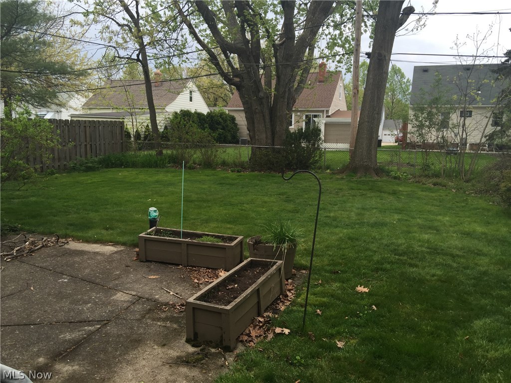 Henning Drive - Residential