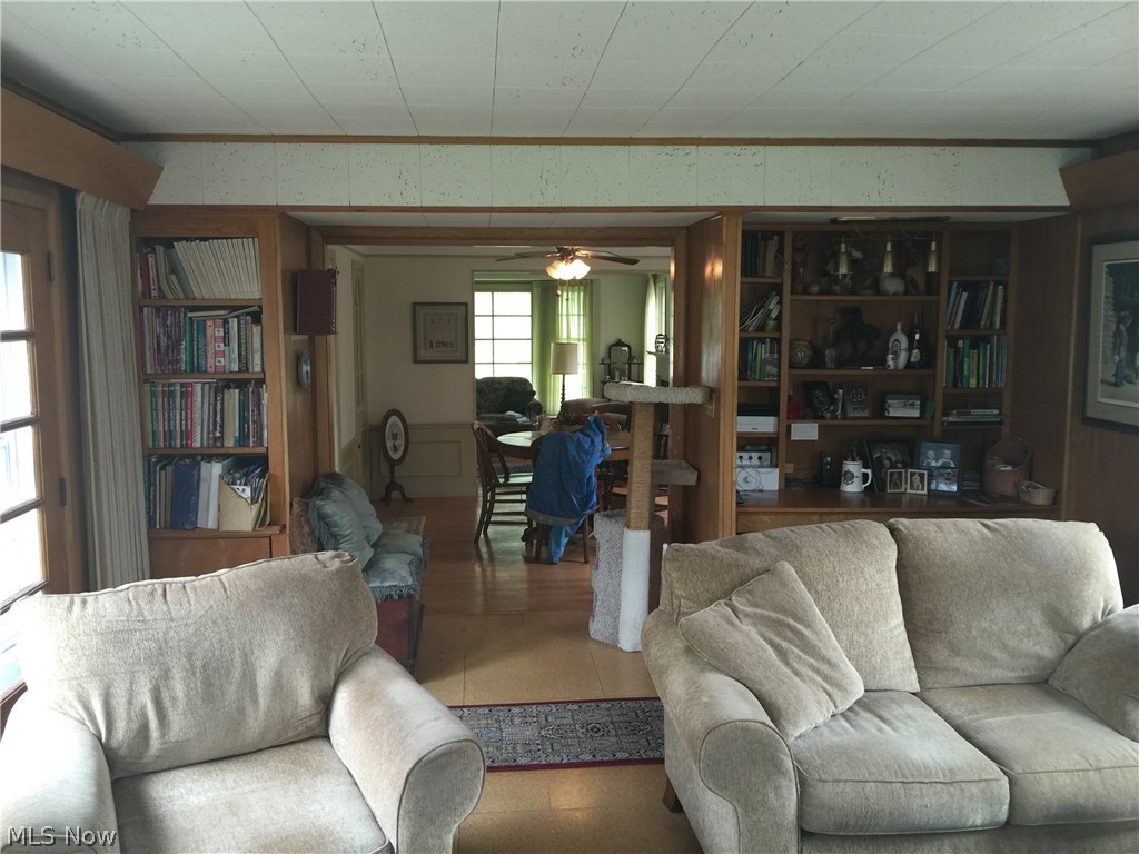 Henning Drive - Residential