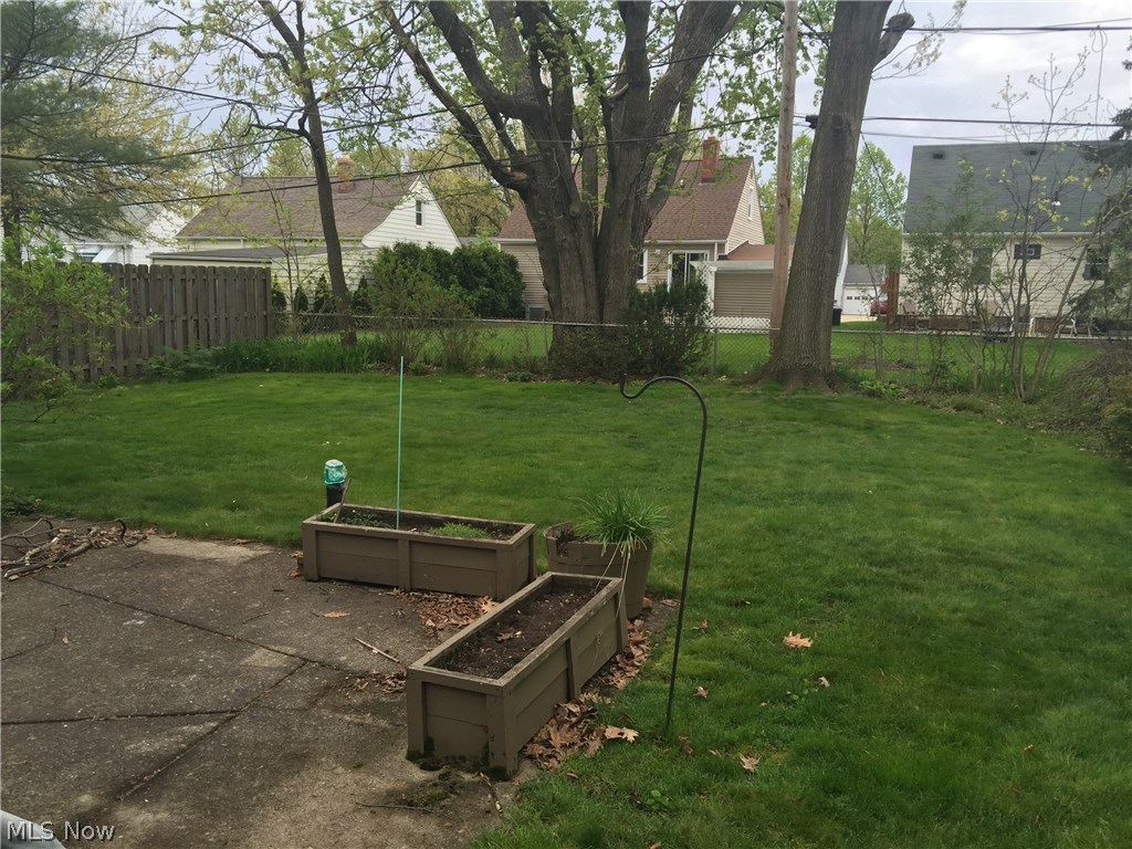 Henning Drive - Residential