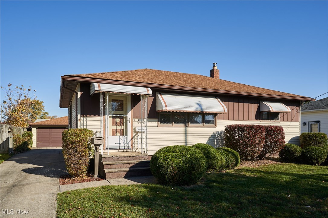 15416 Hocking Boulevard, Brook Park, Ohio image 12