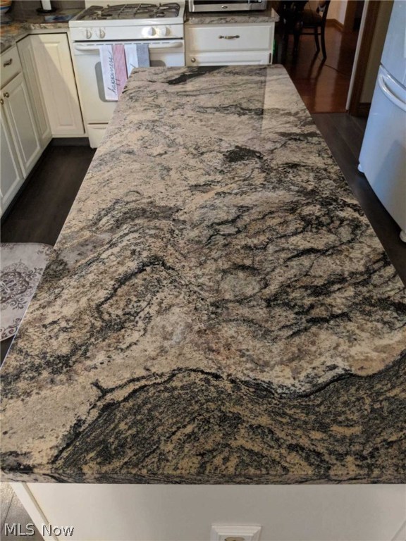 Constan 01 - Residential