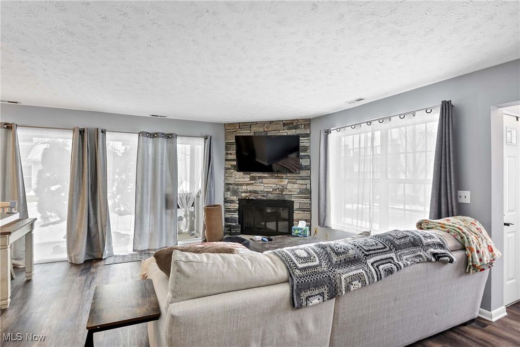 Photo of 28100 Detroit Road #B1, Westlake, OH 44145 (MLS # 5175744)