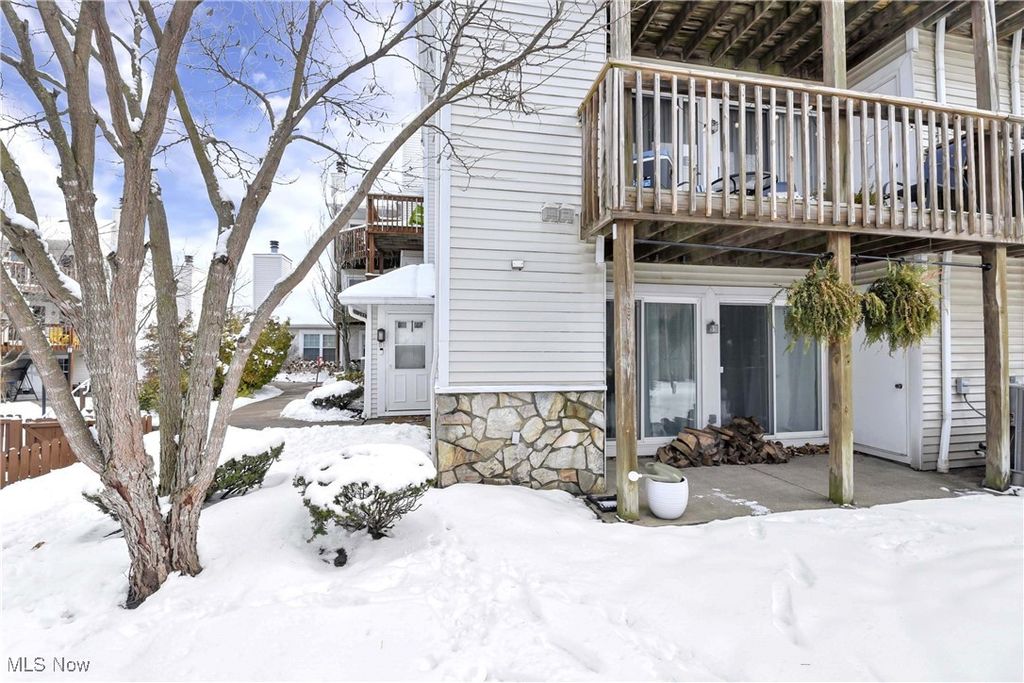 Photo of 28100 Detroit Road #B1, Westlake, OH 44145 (MLS # 5175744)