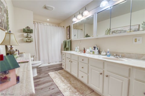 Tiny photo for 439 E 305th Street, Willowick, OH 44095 (MLS # 5255627)