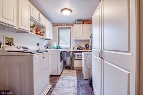 Tiny photo for 439 E 305th Street, Willowick, OH 44095 (MLS # 5255627)