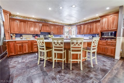 Tiny photo for 439 E 305th Street, Willowick, OH 44095 (MLS # 5255627)