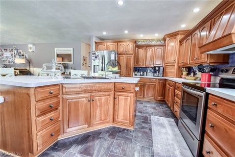 Tiny photo for 439 E 305th Street, Willowick, OH 44095 (MLS # 5255627)