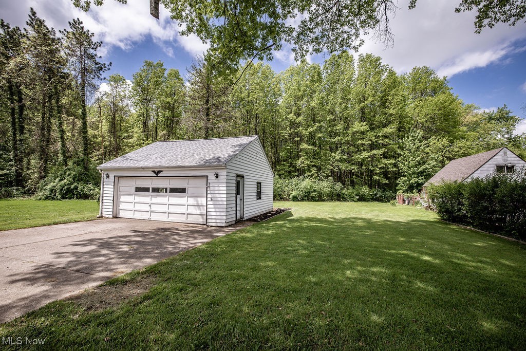 7446 Root Road